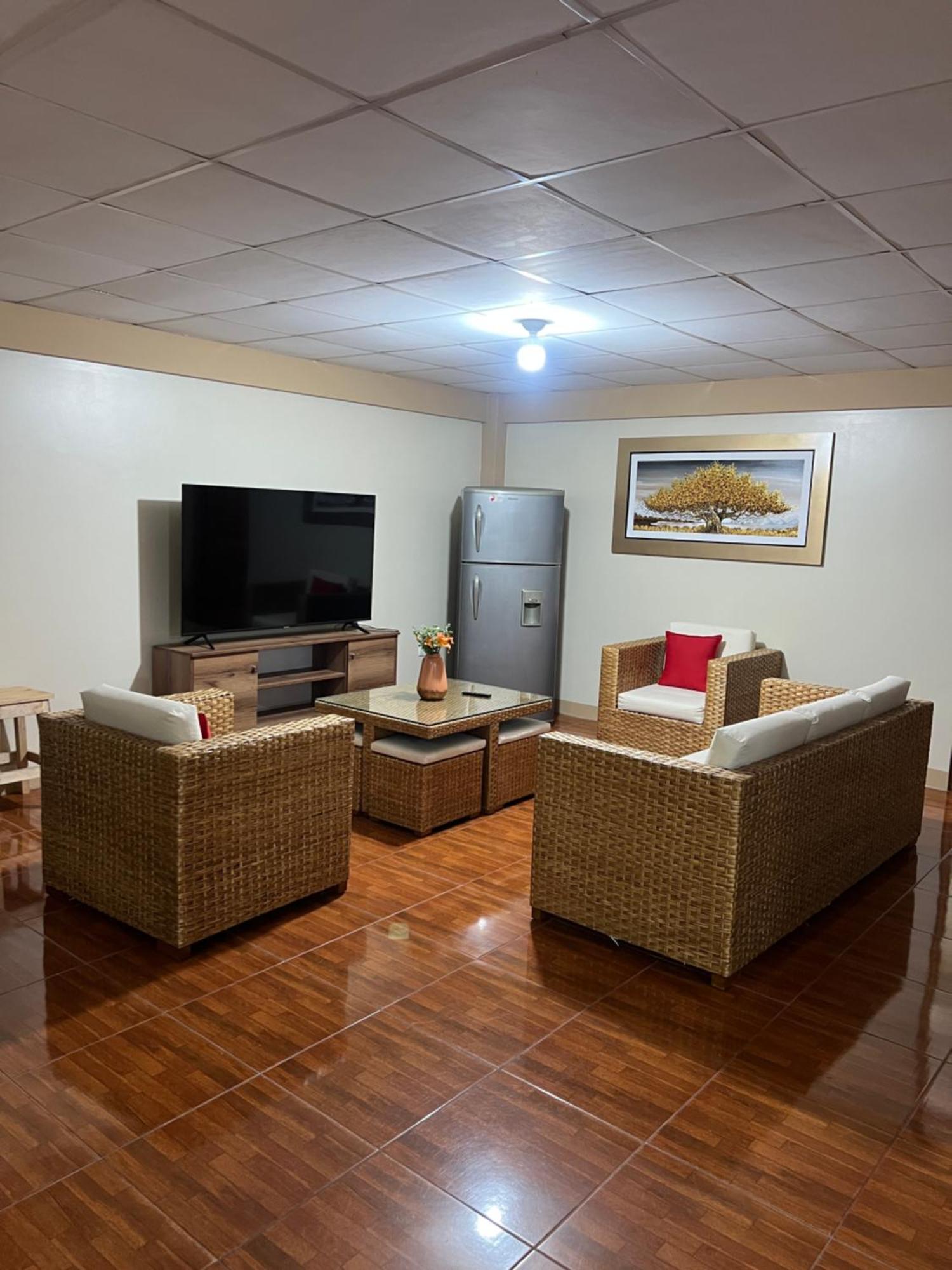 La Casa De Danfer-a Un Paso De La Plaza Appartement Oxapampa